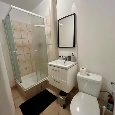 Center View Apartment *